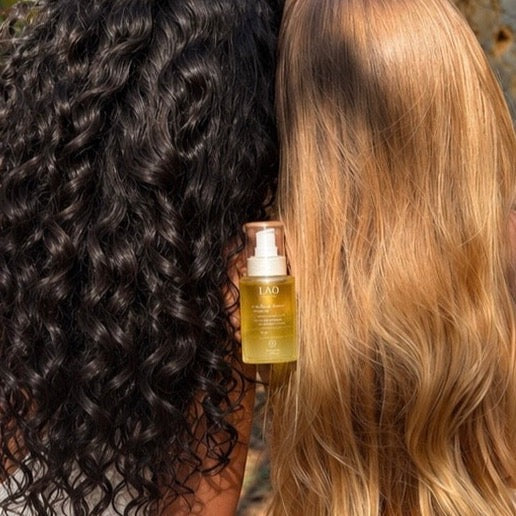 Huiler ses cheveux, ça sert à quoi ?