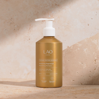 Flacon de Shampoing Régénérant LAO Care, soin lavant bio pour le cuir chevelu